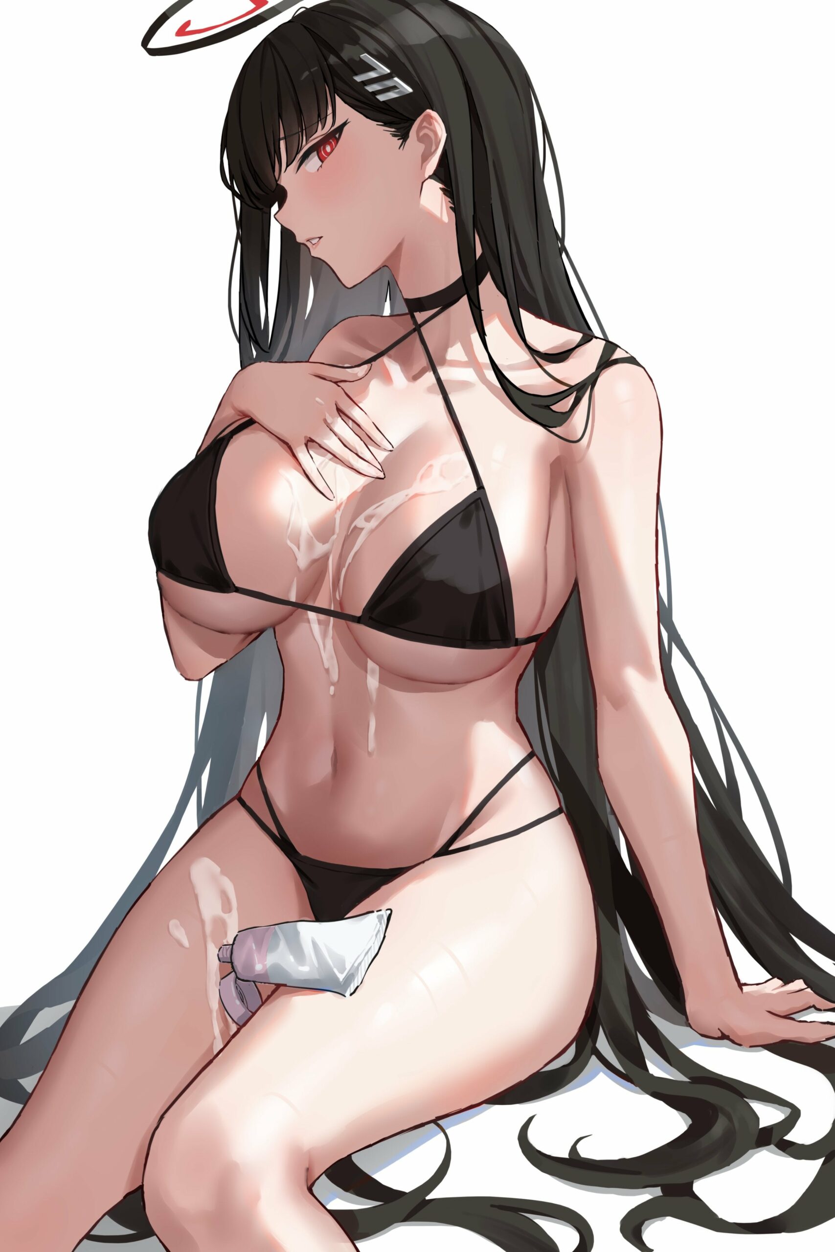 Rio applying some sunscreen (雪赤) [Blue Archive]